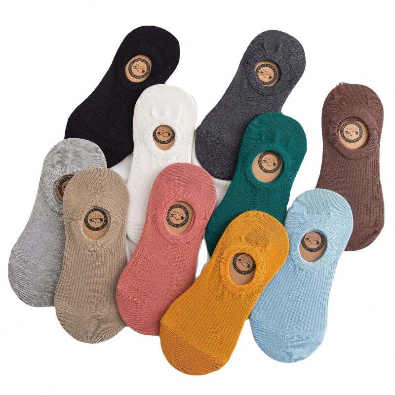 Velkoobchodní dámskáneviditelná ponožka s plnou barvou bavlny prodyšné ponožky